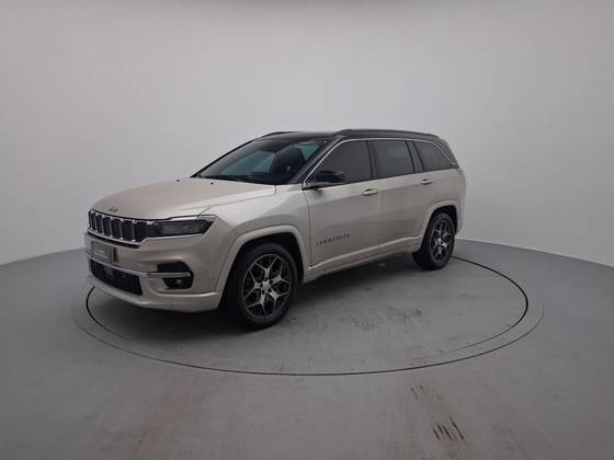 JEEP COMMANDER 1.3 T270 TURBO FLEX OVERLAND AT6 JEEP COMMANDER 1.3 T270 TURBO FLEX OVERLAND AT6
